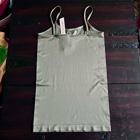 La Linger Seamless Cami One Size - Picture 2 of 5